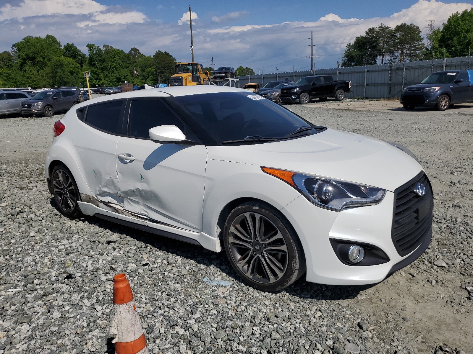 KMHTC6AE4GU285866 2016 Hyundai Veloster Turbo