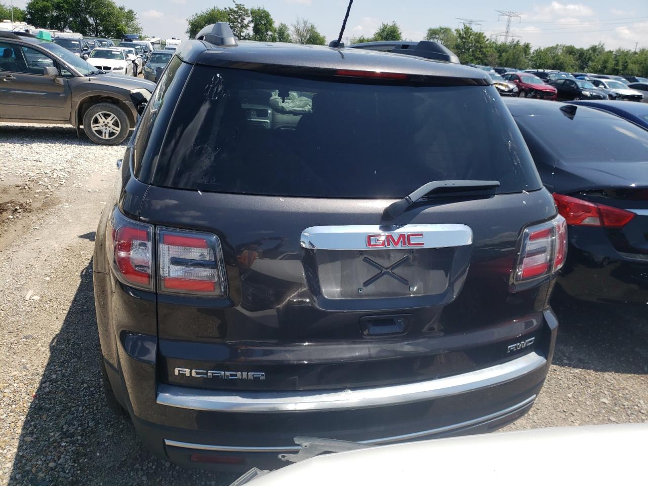 1GKKVNEDXFJ354103 2015 GMC Acadia Sle