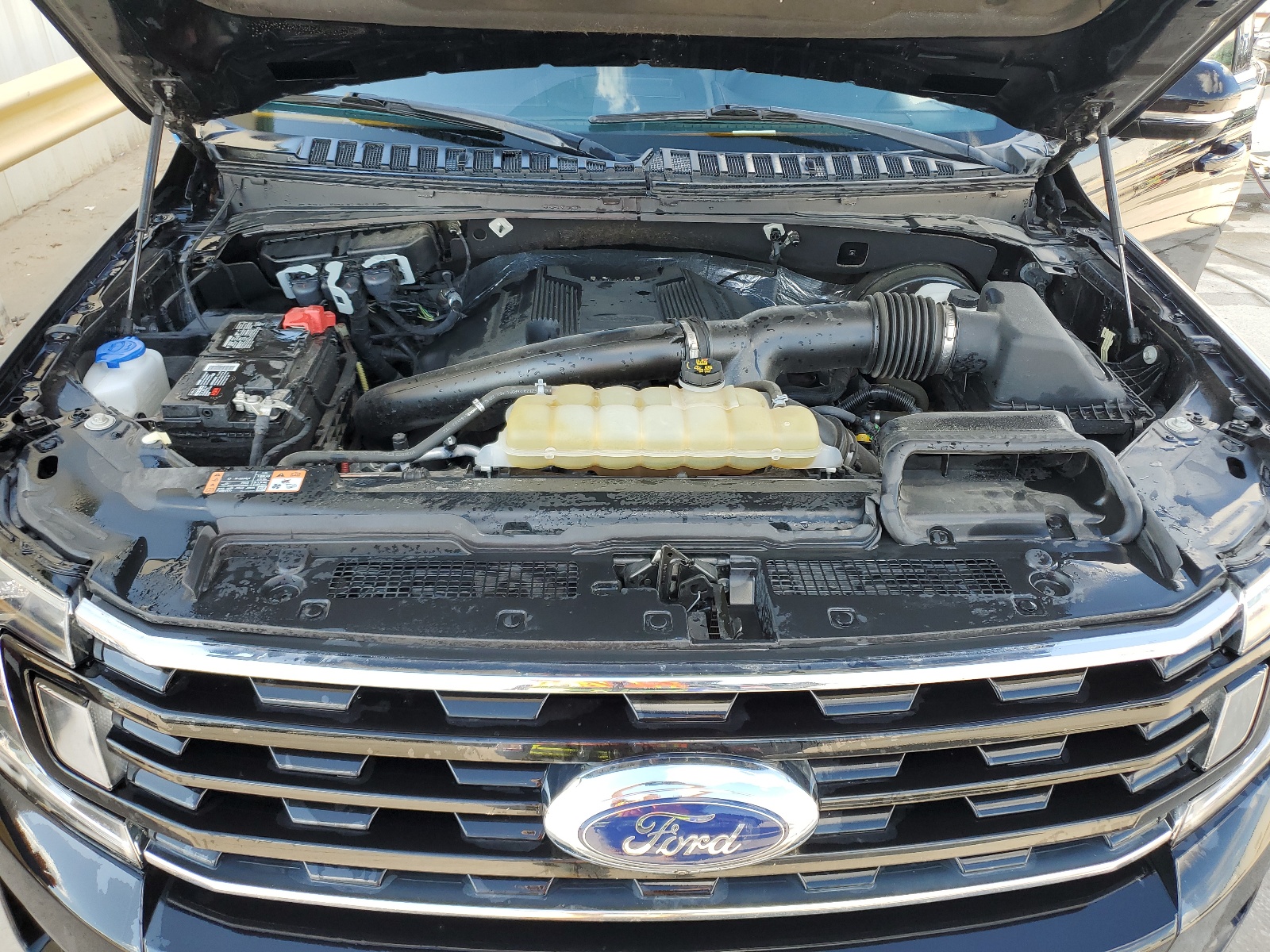 1FMJU1KT2LEA97825 2020 Ford Expedition Limited