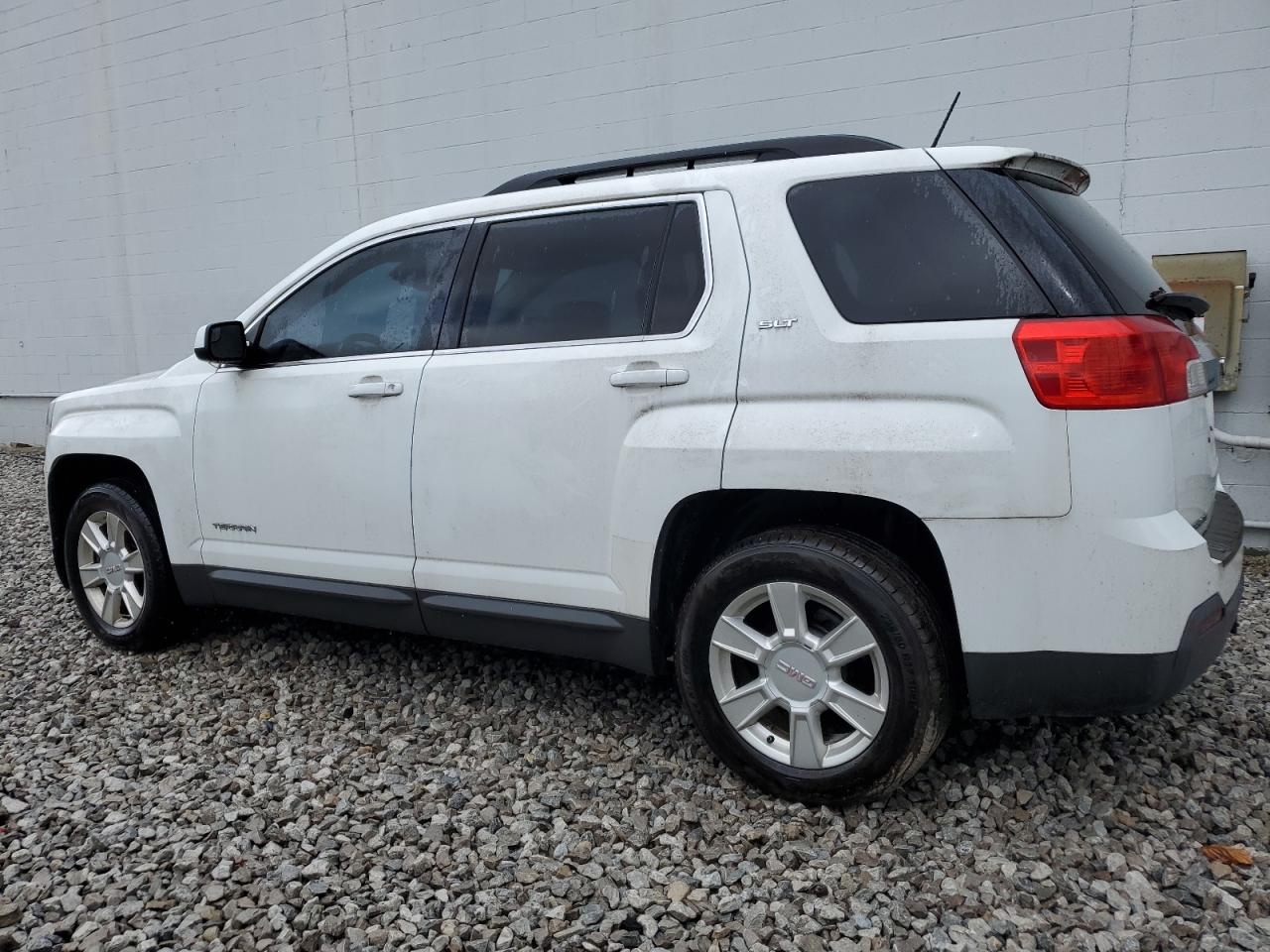 2013 GMC Terrain - Image 2