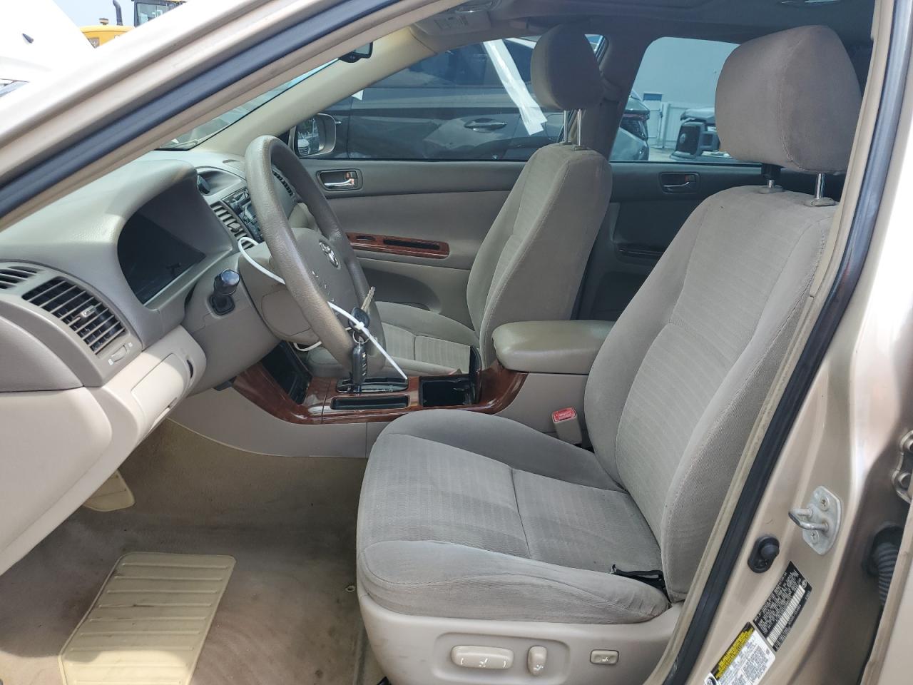 2005 Toyota Camry Le VIN: 4T1BE32KX5U980701 Lot: 53025524