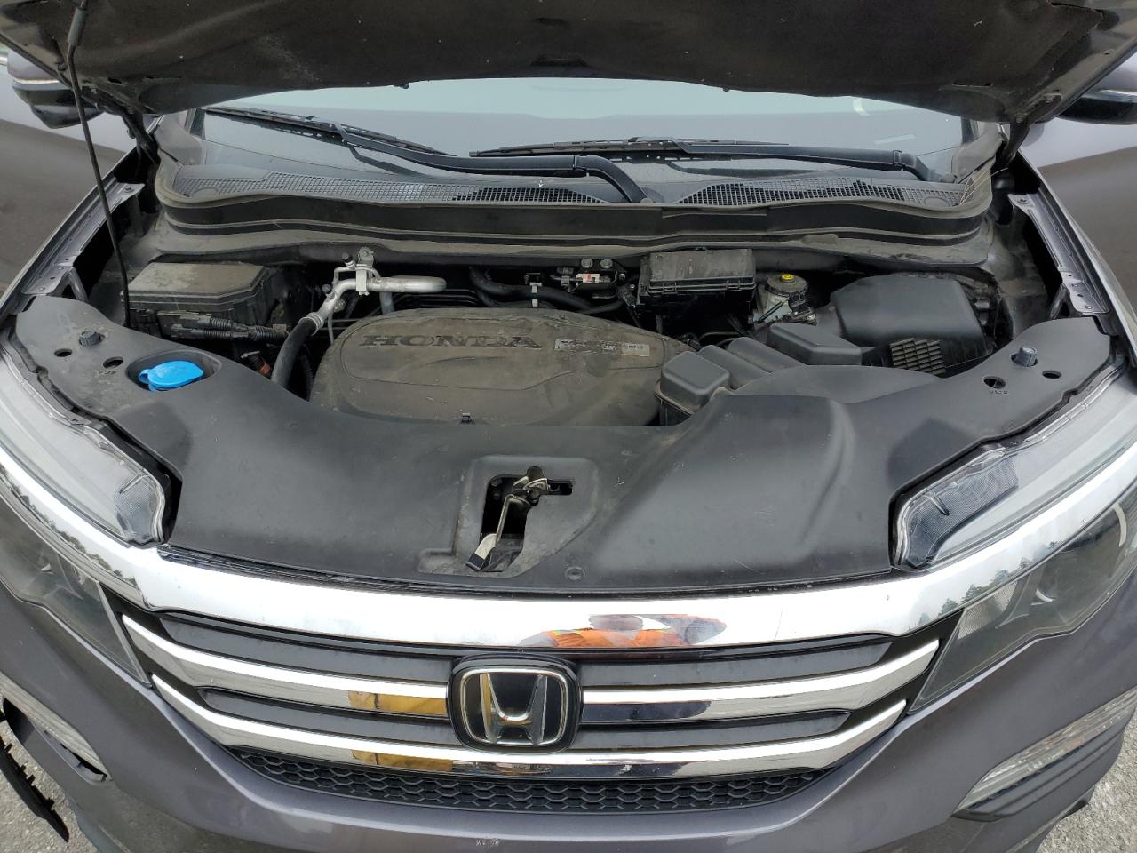 2017 Honda Pilot Touring VIN: 5FNYF5H99HB045694 Lot: 56874614