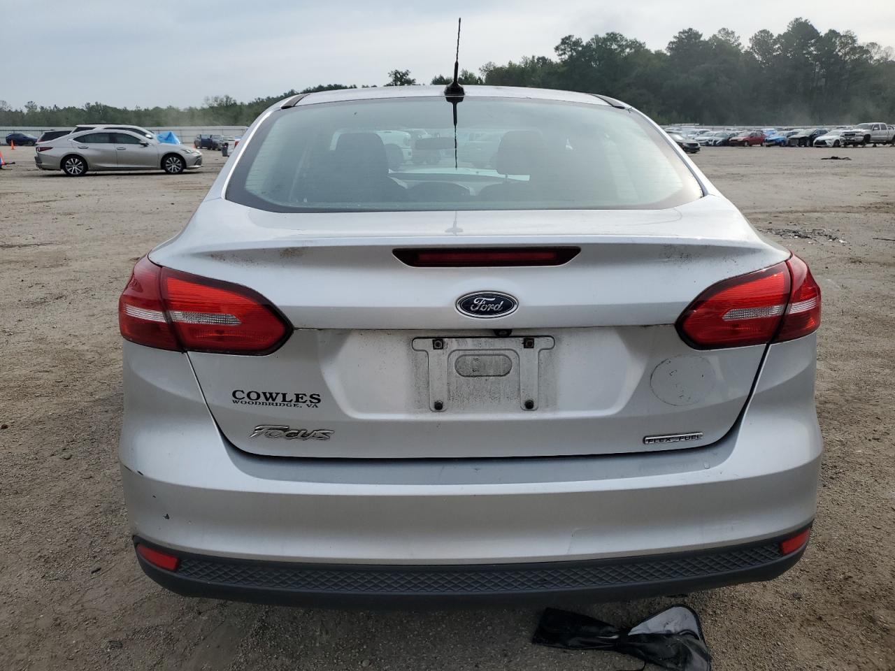 2016 Ford Focus S VIN: 1FADP3E26GL343189 Lot: 55450474