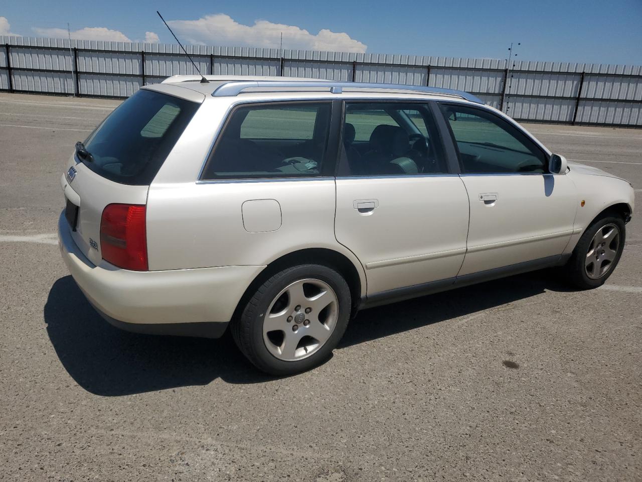 1998 Audi A4 2.8 Avant Quattro VIN: WAUGD28D8WA220718 Lot: 54382744