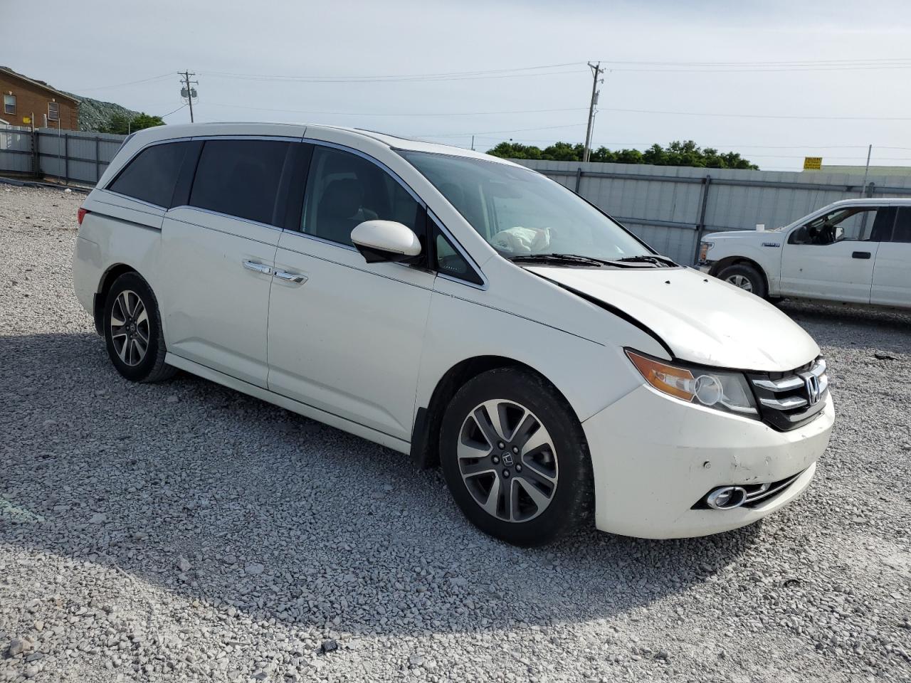 VIN 5FNRL5H92GB156163 2016 HONDA ODYSSEY no.4