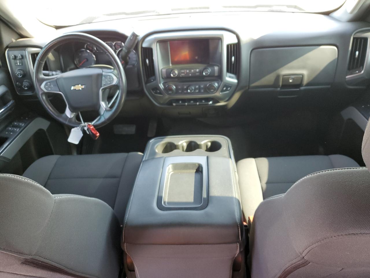 2018 Chevrolet Silverado K1500 Lt VIN: 1GCUKREC5JF157377 Lot: 53803384