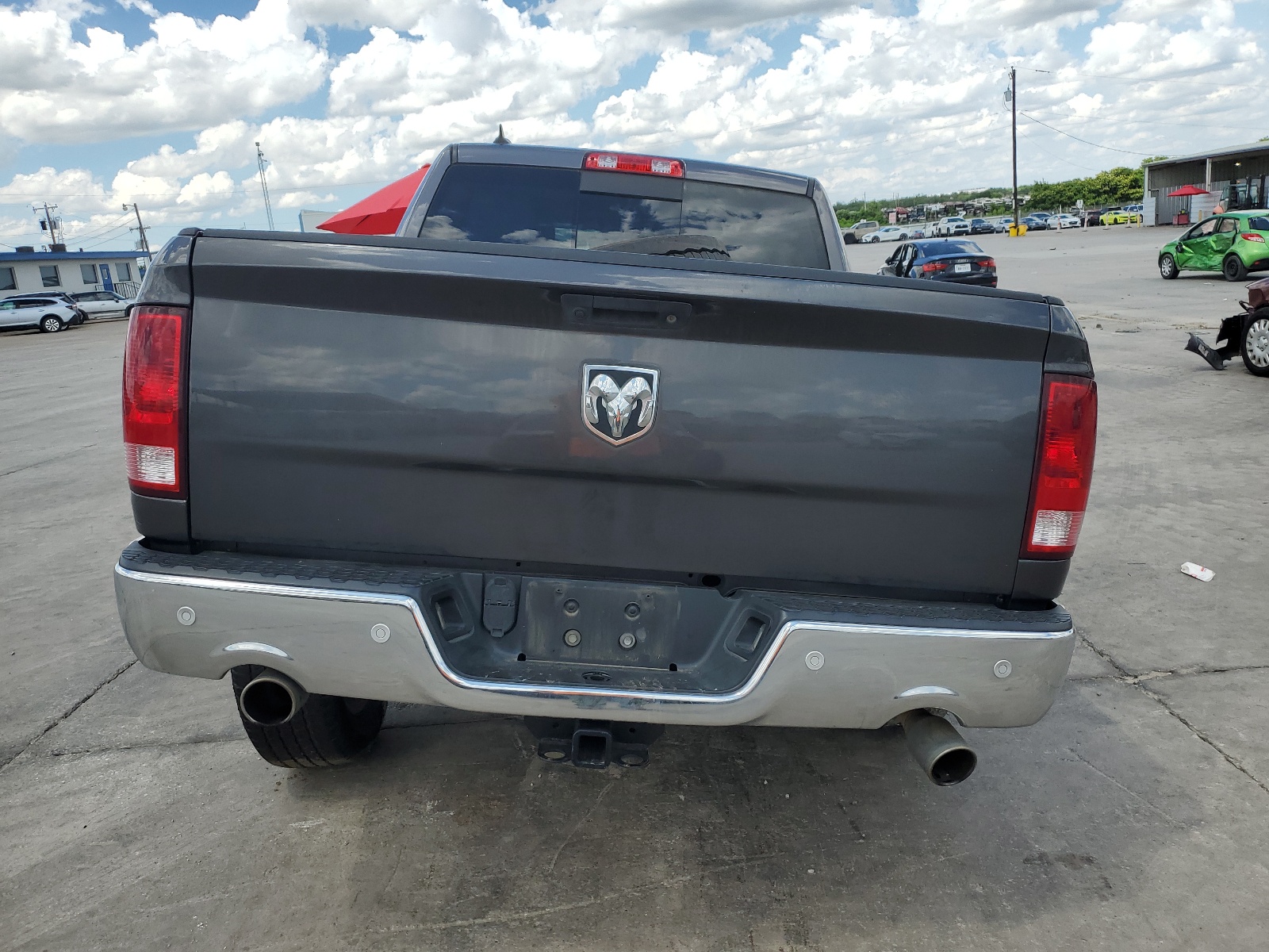 1C6RR6LT4JS350458 2018 Ram 1500 Slt