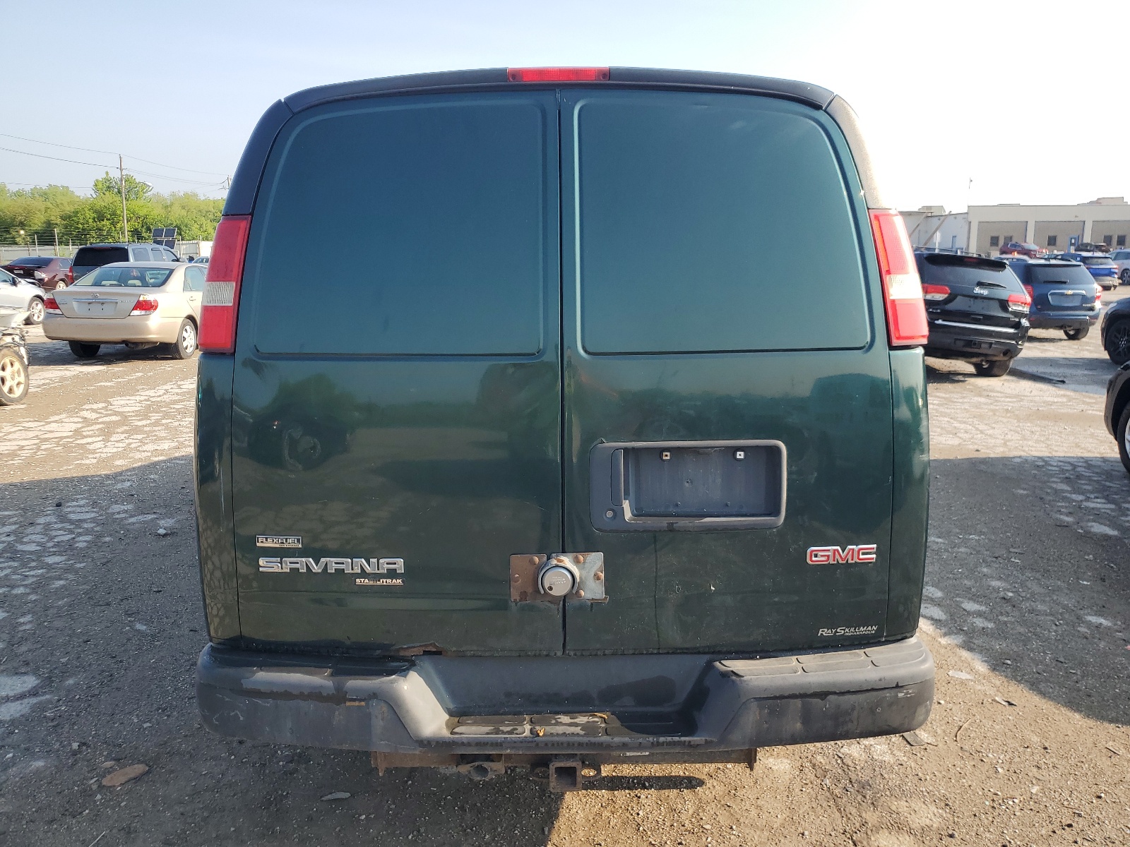 1GTZ7TBG0B1132557 2011 GMC Savana G3500