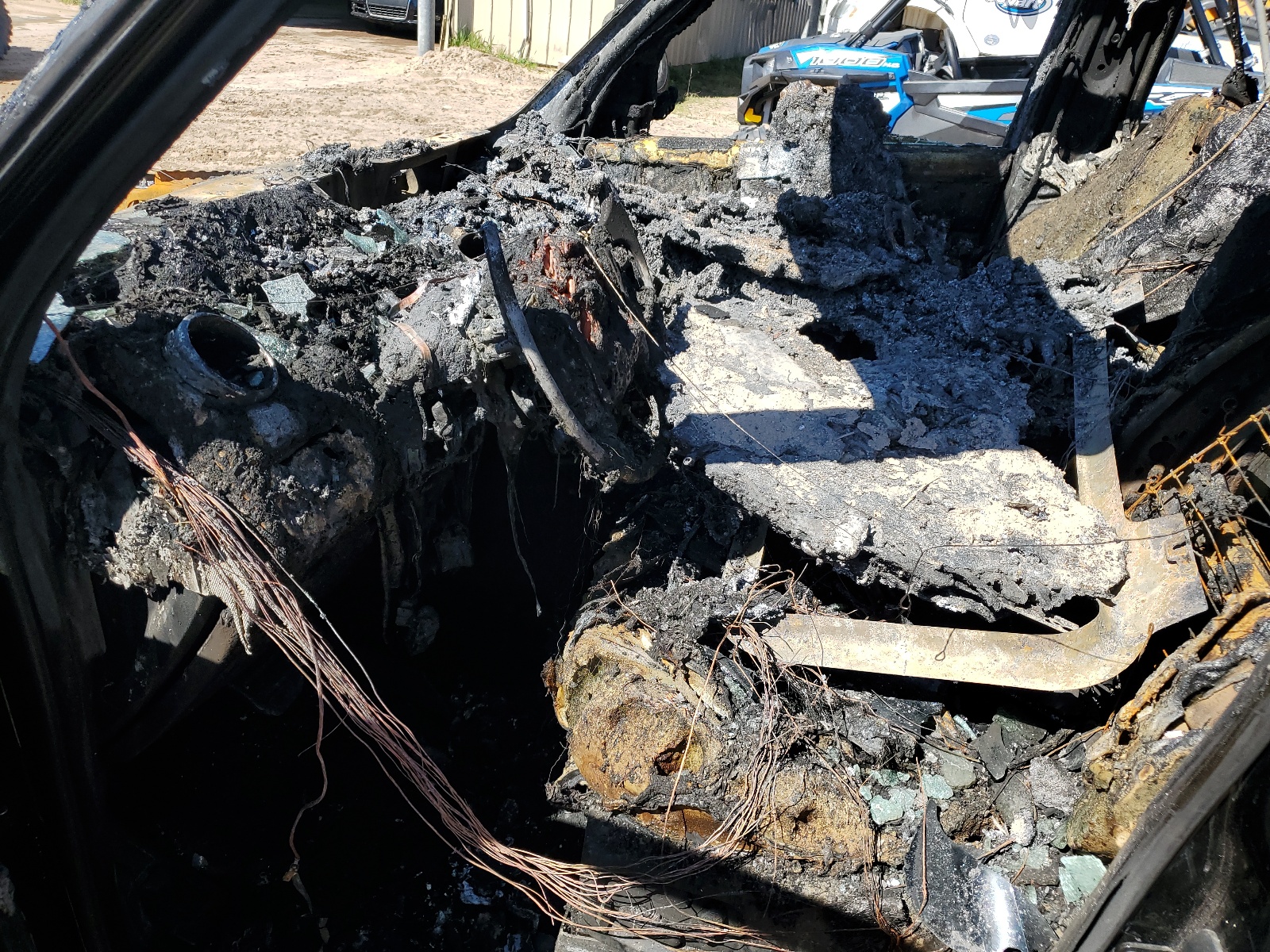 SALAK2D4XBA565286 2011 Land Rover Lr4 Hse Luxury