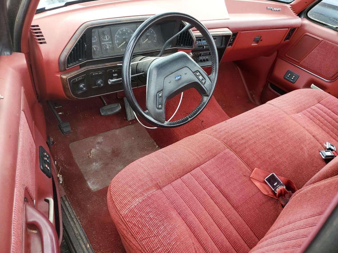 1990 Ford F150 VIN: 1FTEF15NXLLB18784 Lot: 53961824