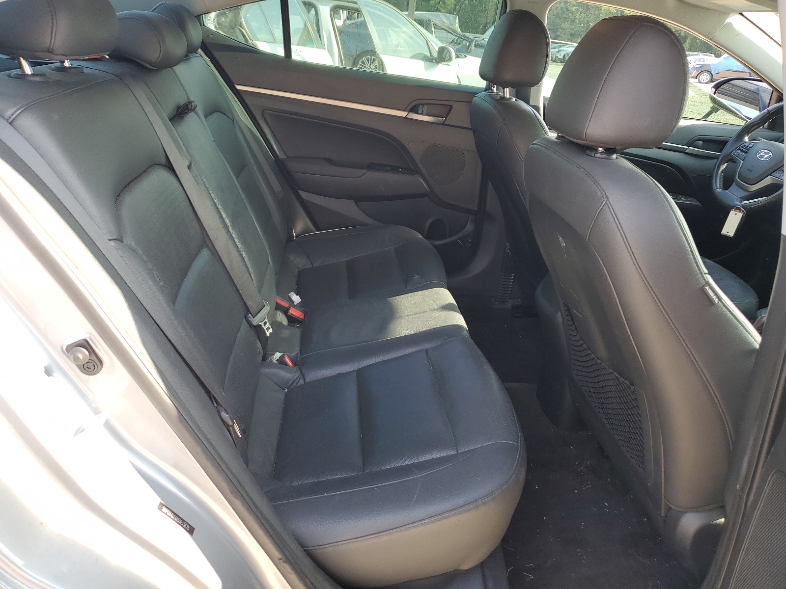 5NPD84LF0HH033676 2017 Hyundai Elantra Se