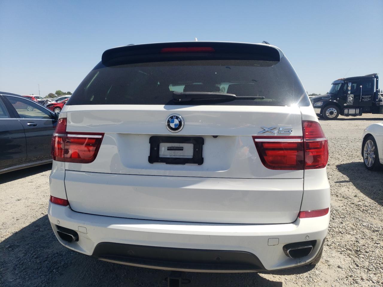 2011 BMW X5 xDrive50I VIN: 5UXZV8C52BL418252 Lot: 55011444