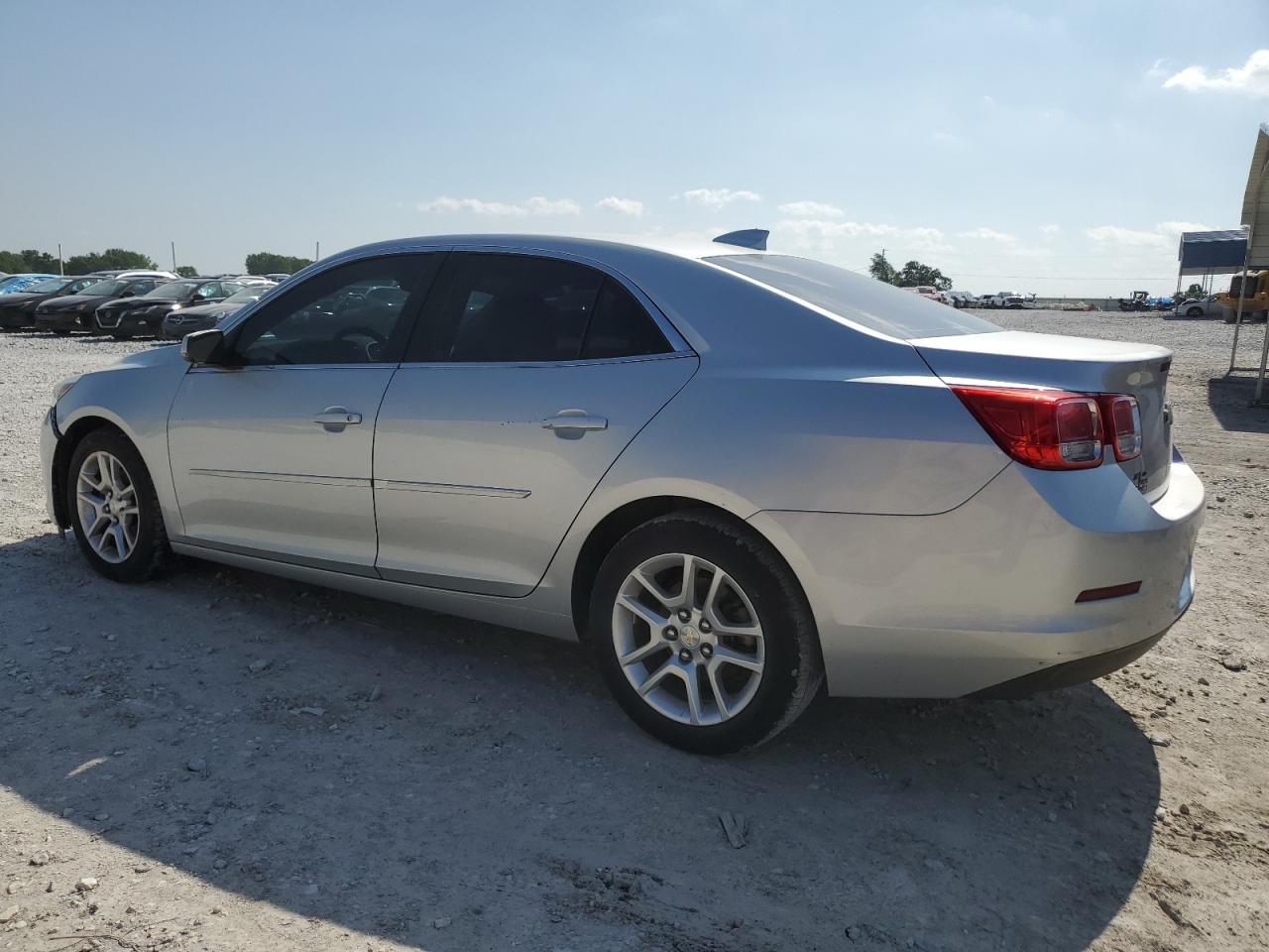 1G11C5SL8FU120073 2015 CHEVROLET MALIBU - Image 2