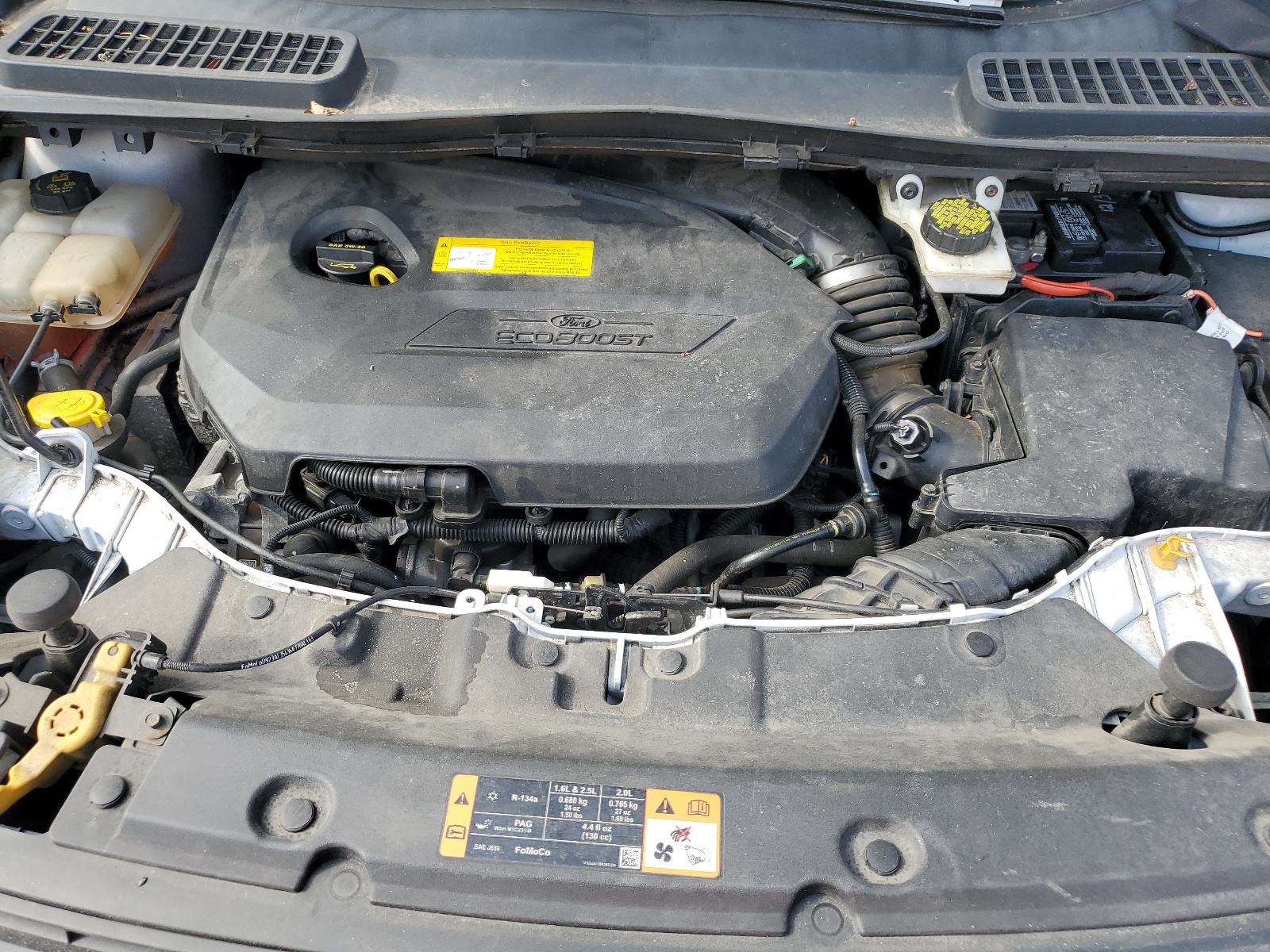 1FMCU9GXXGUA12812 2016 Ford Escape Se