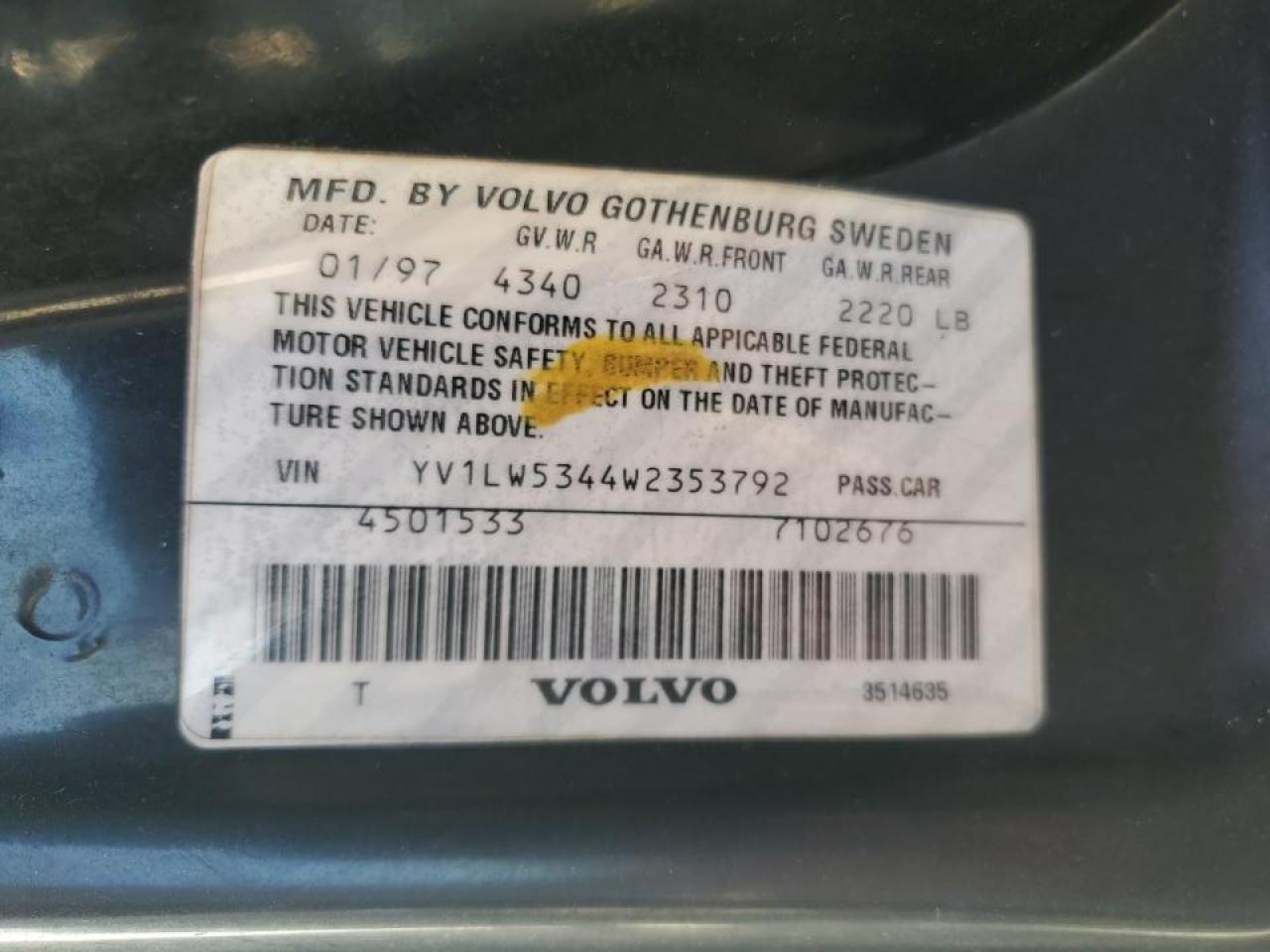 YV1LW5344W2353792 1998 Volvo V70 T5 Turbo