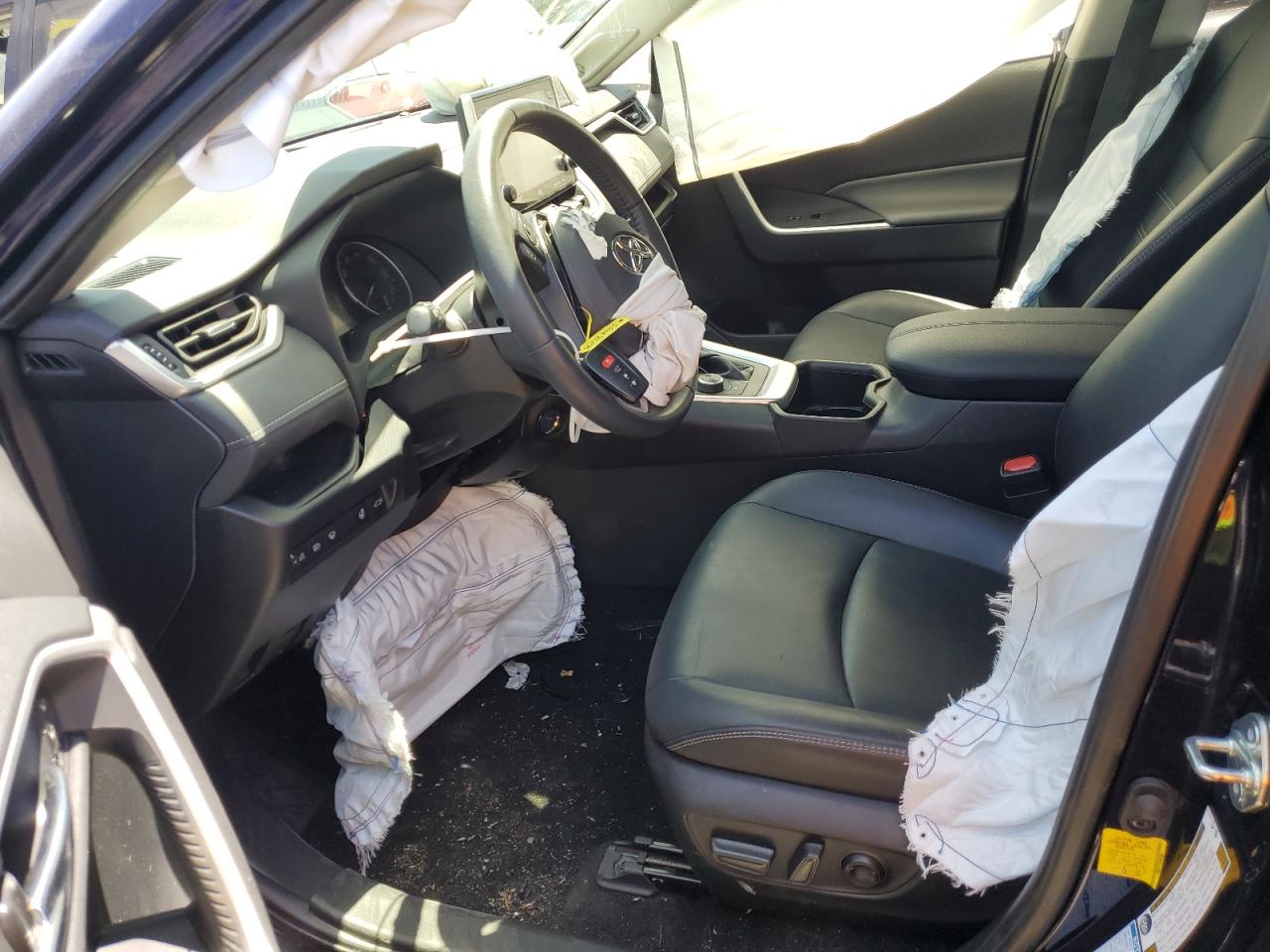 2022 Toyota Rav4 Xle Premium VIN: JTMB6RFV8ND052006 Lot: 55964524