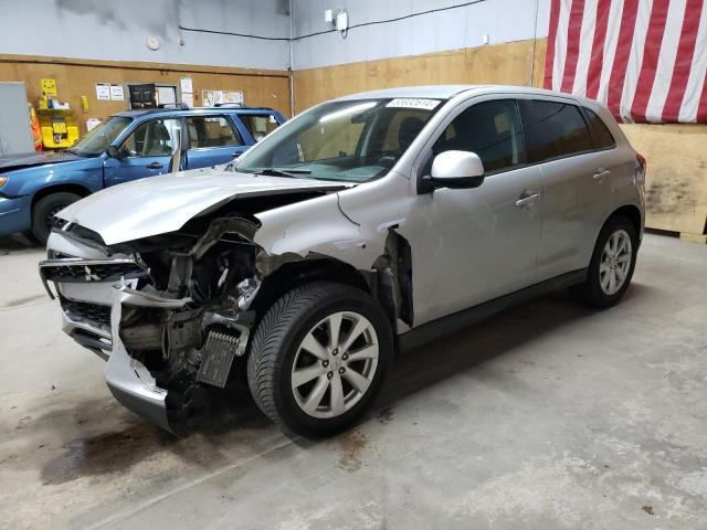  MITSUBISHI OUTLANDER 2015 Серебристый