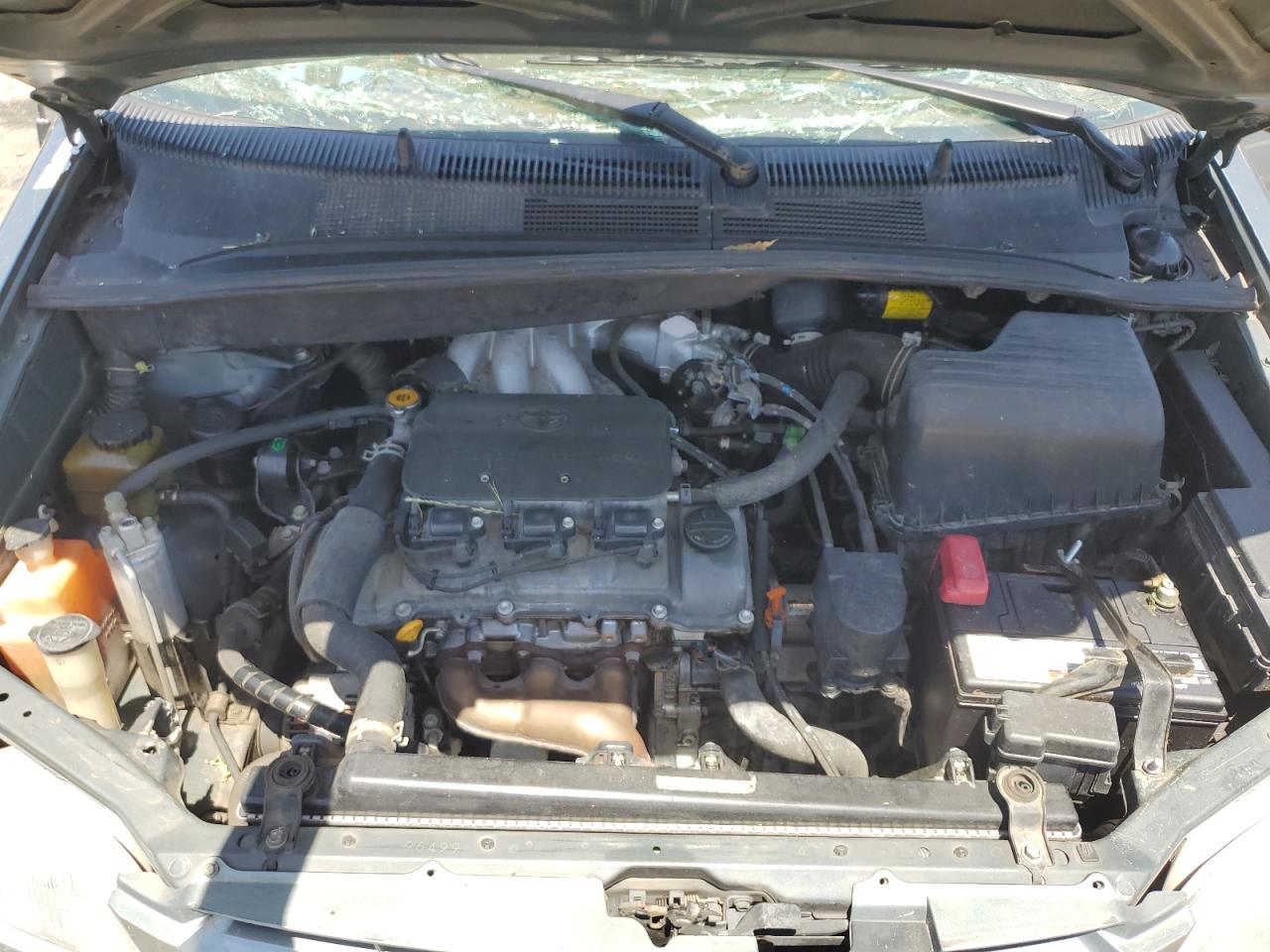 1999 Toyota Sienna Le VIN: 4T3ZF13C7XU136407 Lot: 64279465