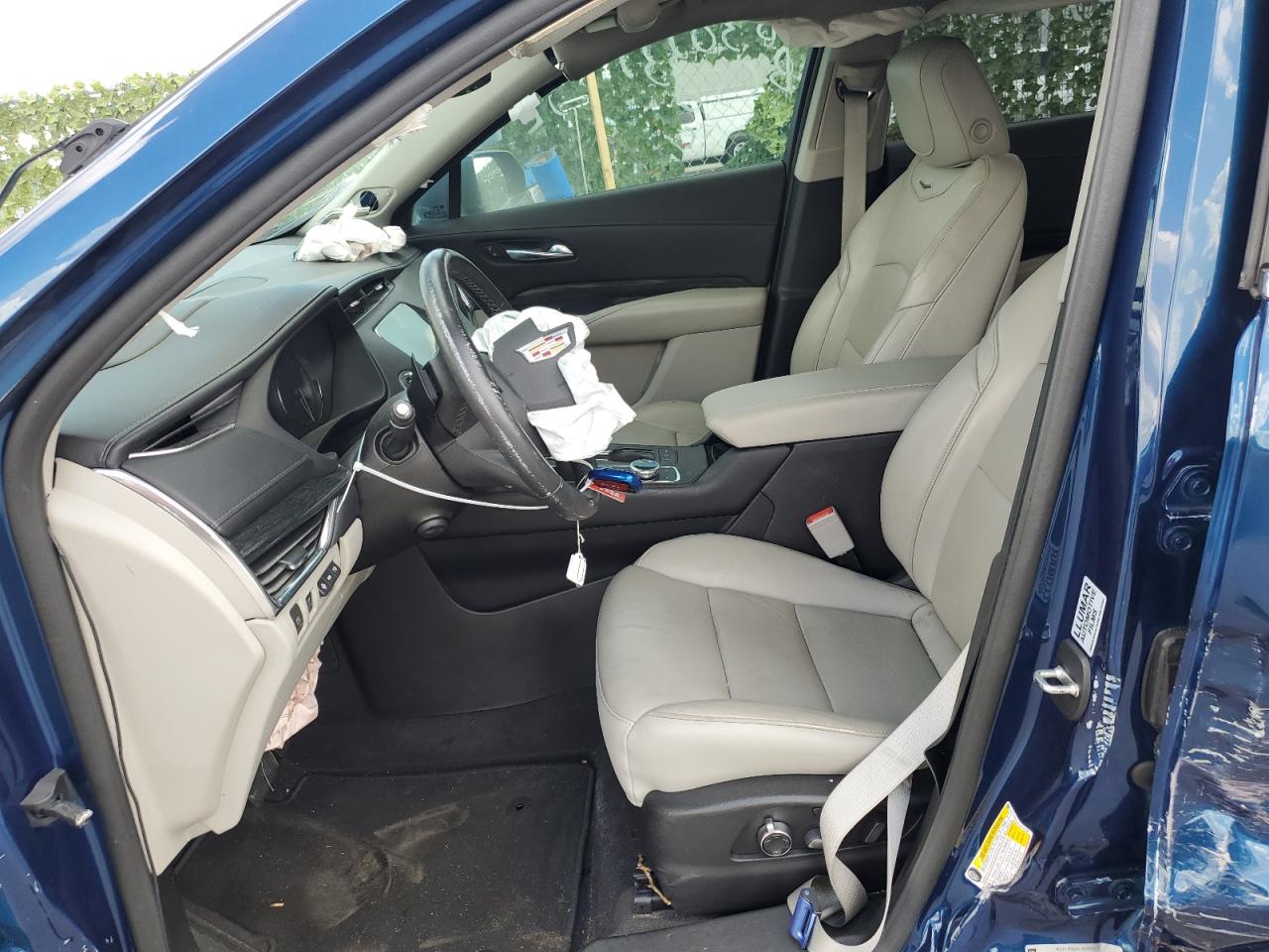2019 Cadillac XT4 - Image 7