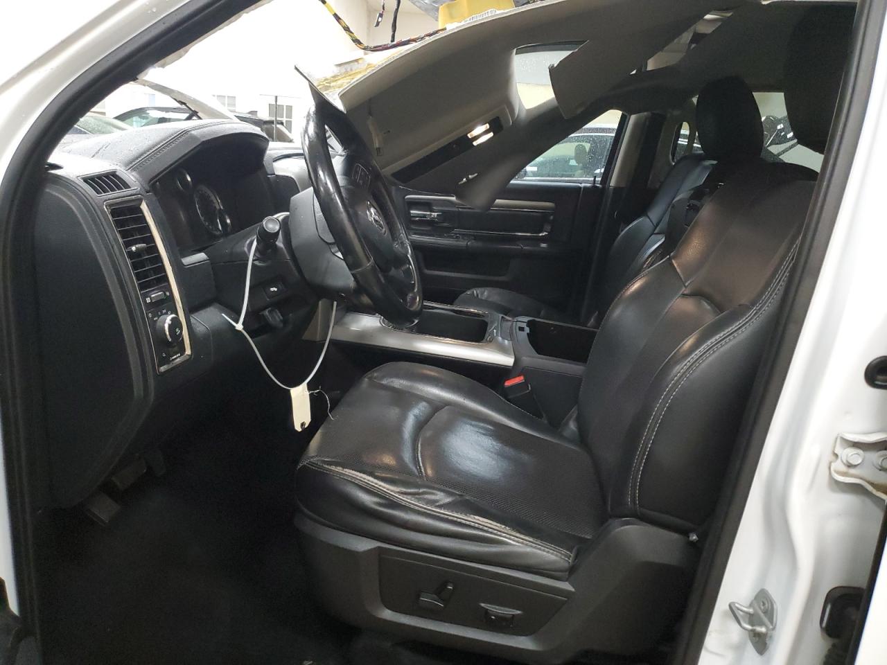 2016 Ram 1500 Sport VIN: 1C6RR7MT3GS175228 Lot: 55385094