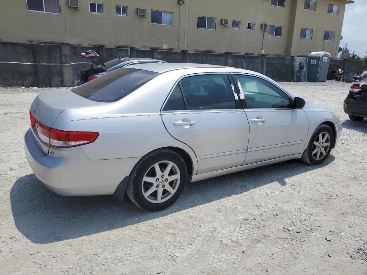 2003 Honda Accord - Image 3