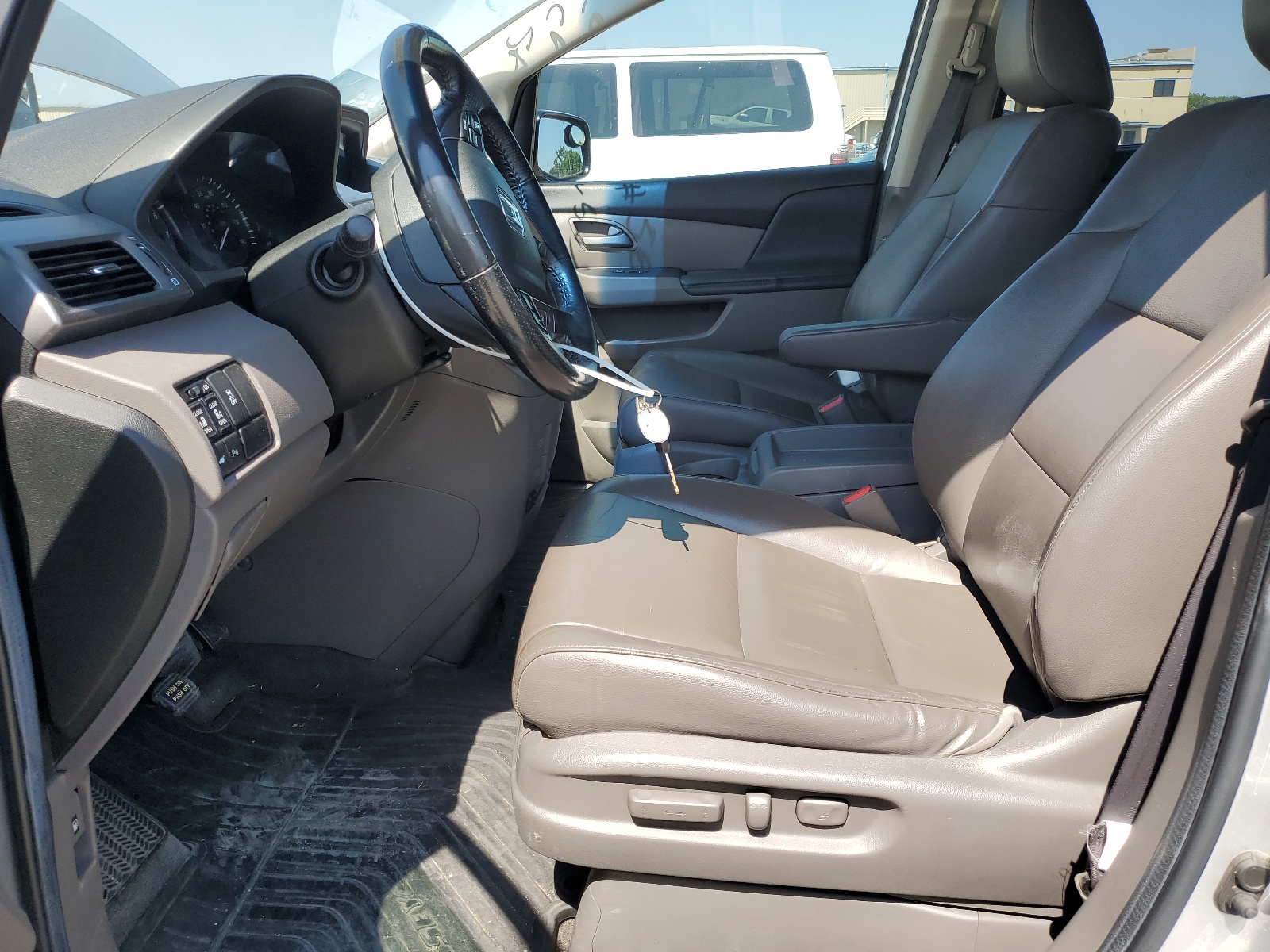 5FNRL5H96CB022704 2012 Honda Odyssey Touring