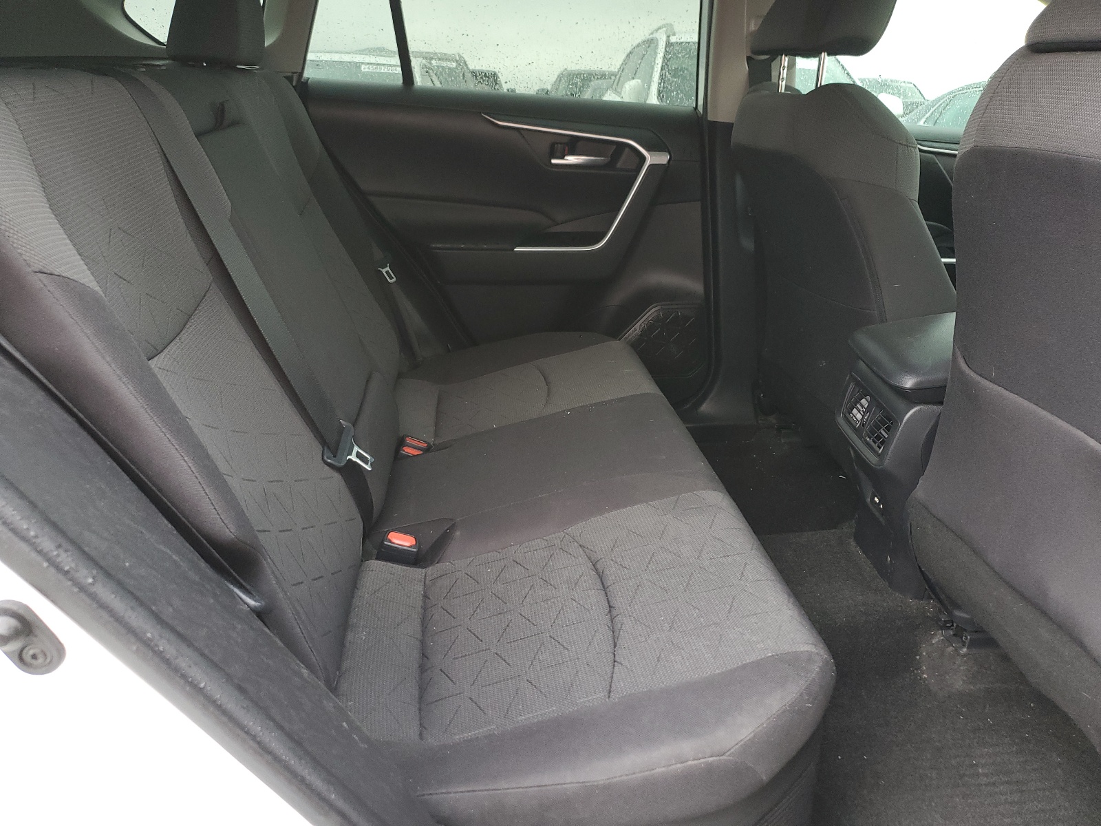 2T3RWRFV4MW113450 2021 Toyota Rav4 Xle