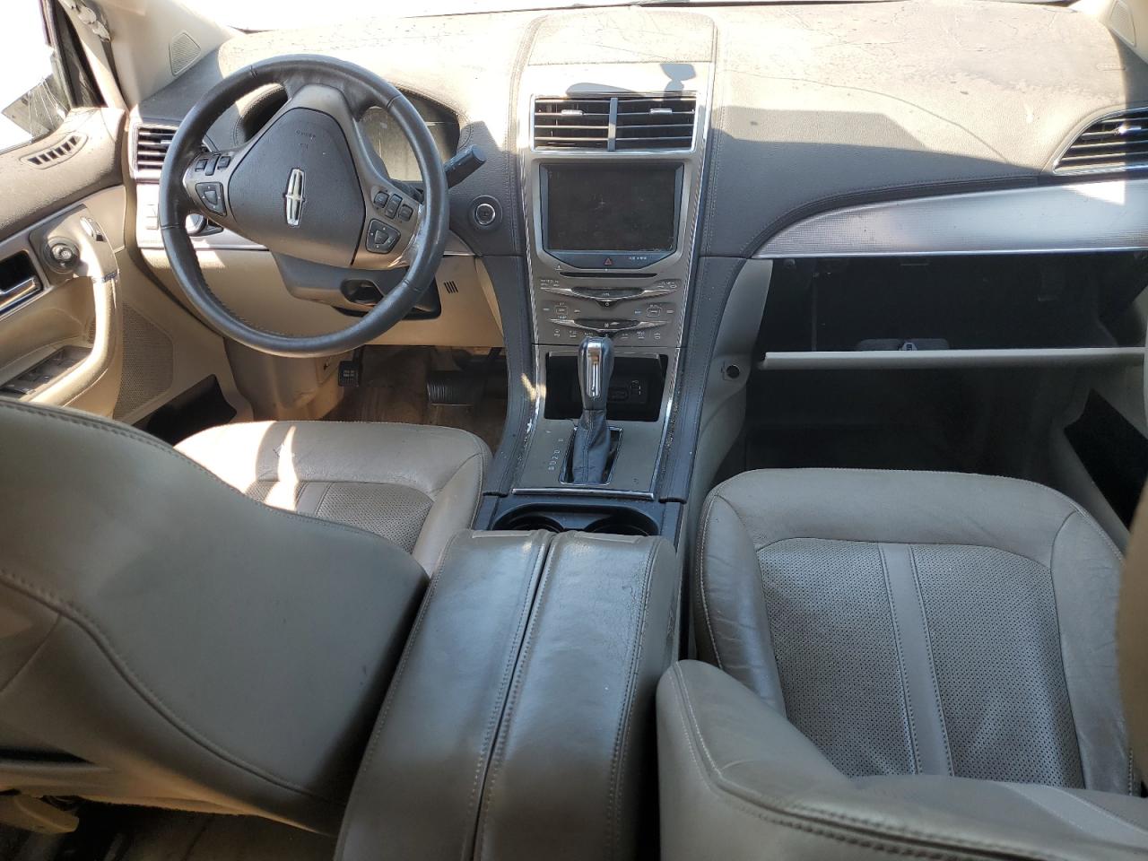 2013 Lincoln MKX - Image 8