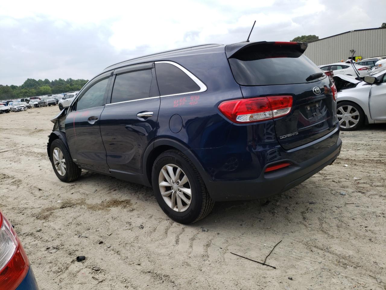 5XYPGDA37HG214127 2017 KIA SORENTO - Image 2