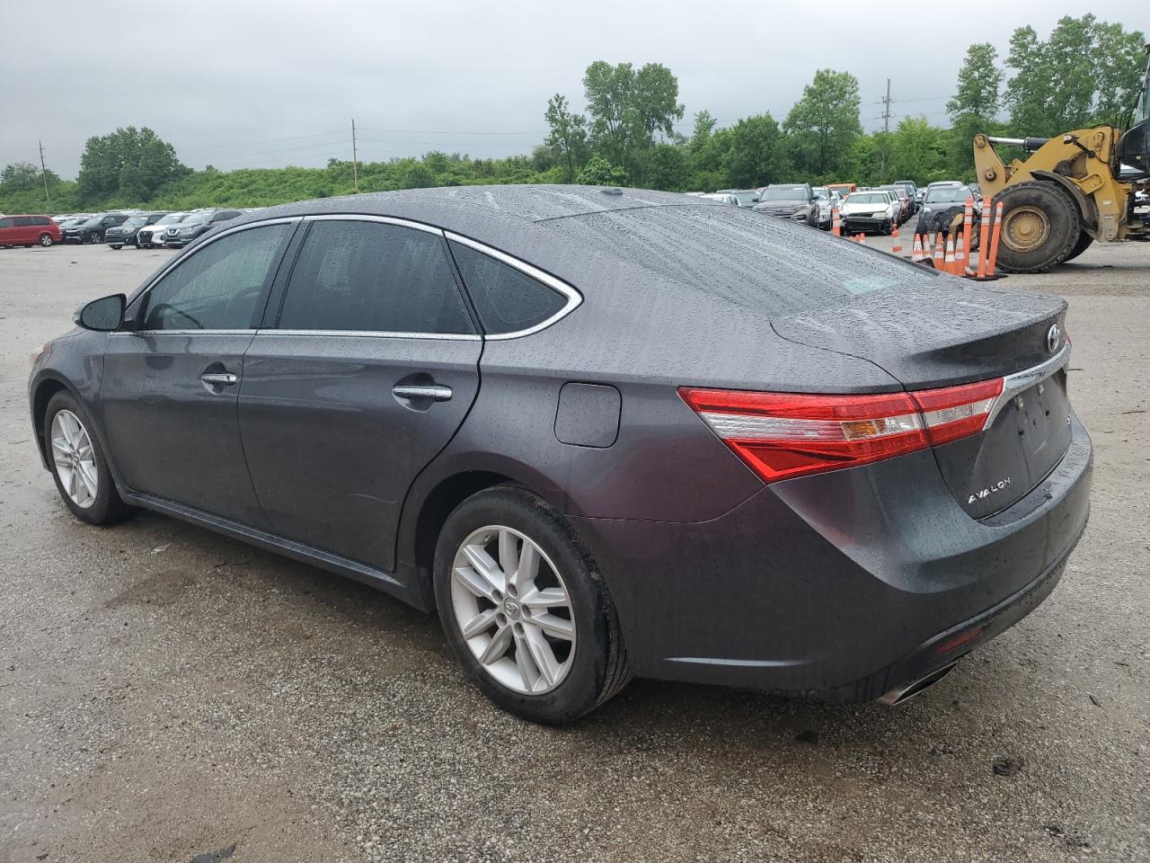 4T1BK1EB1FU174434 2015 TOYOTA AVALON - Image 2