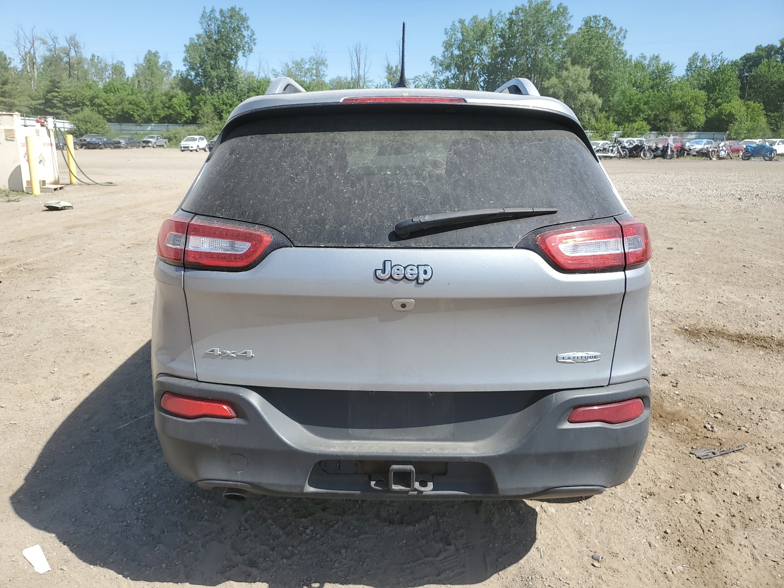 1C4PJMCB3FW653704 2015 Jeep Cherokee Latitude