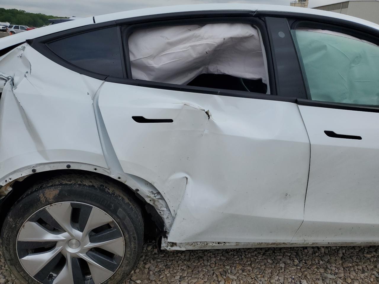 2022 Tesla Model Y VIN: 7SAYGAEE4NF314125 Lot: 54046404