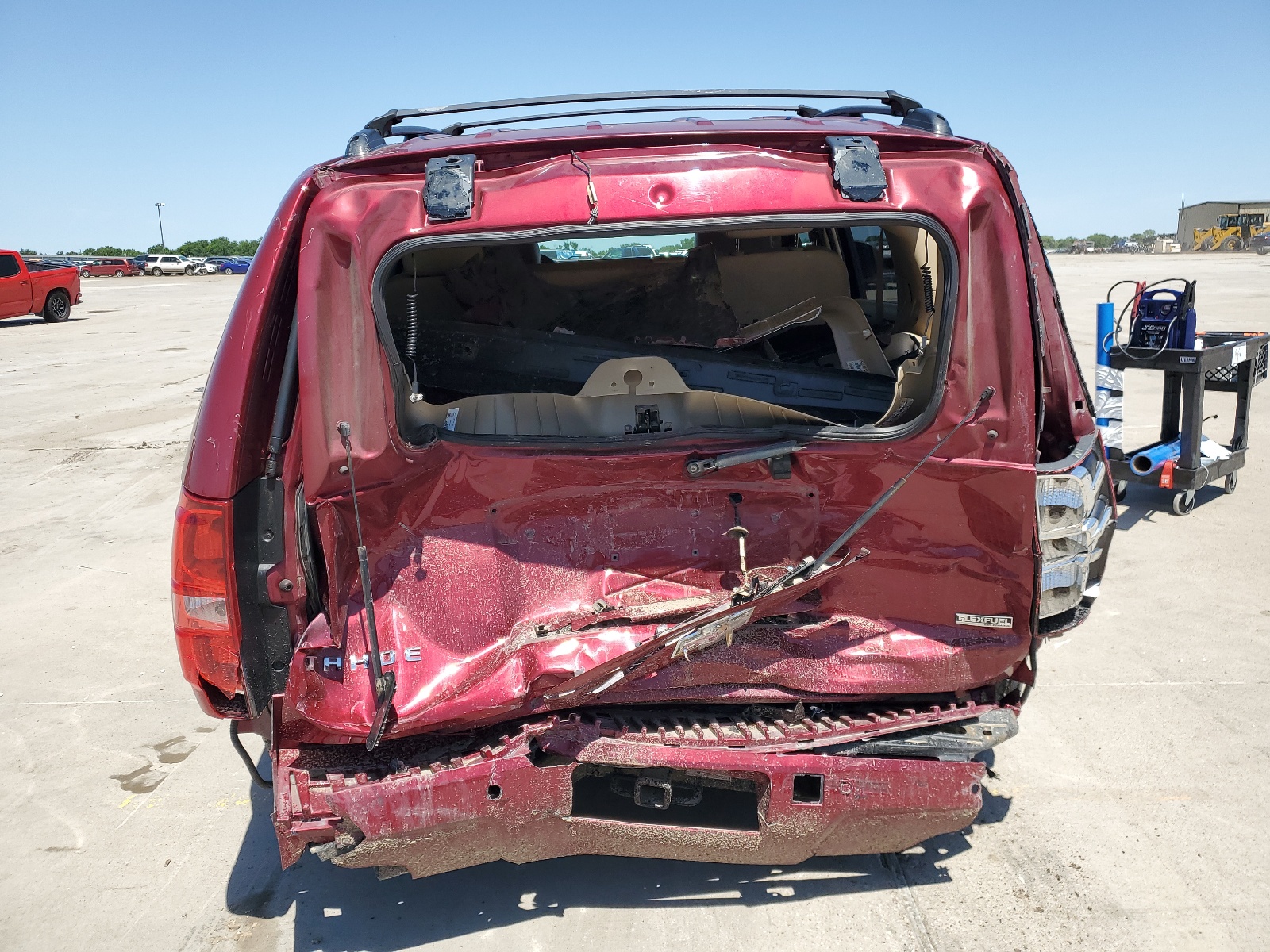 1GNMCBE36AR147371 2010 Chevrolet Tahoe C1500 Lt