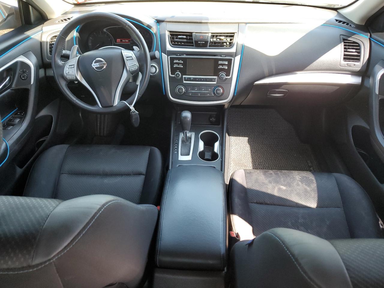 1N4AL3AP1GC218925 2016 Nissan Altima 2.5