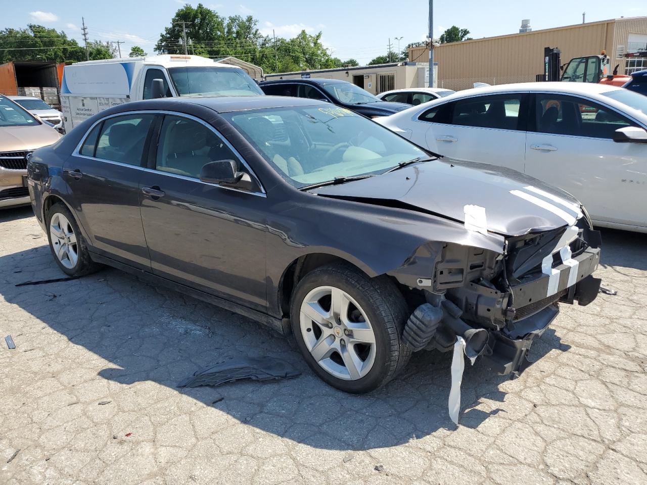 2011 Chevrolet Malibu - Image 4