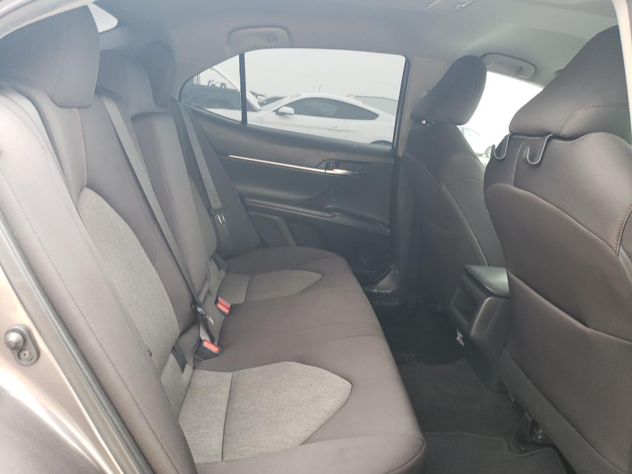 2020 Toyota Camry Le VIN: 4T1C11AK1LU954801 Lot: 80744245