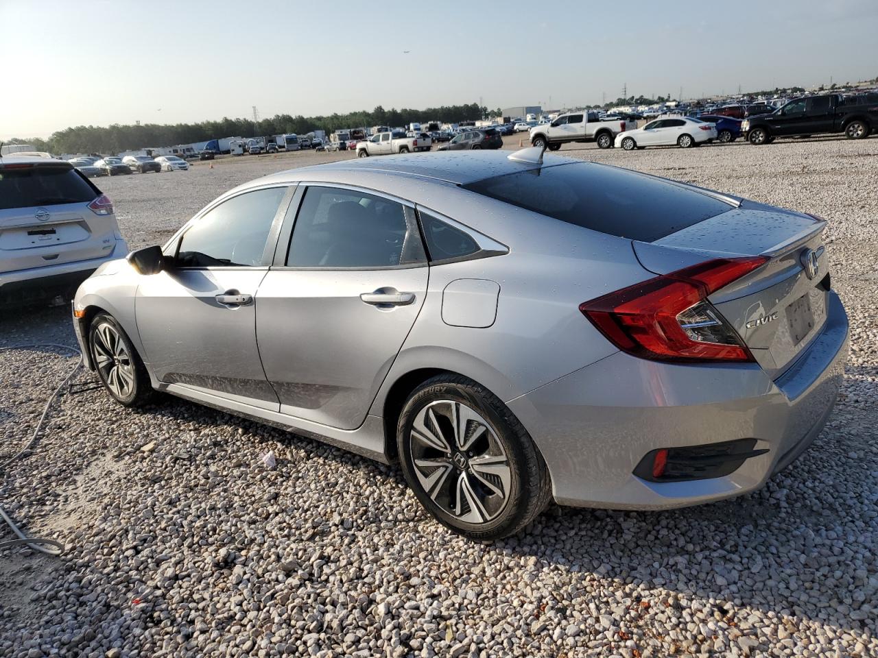 2HGFC1F71HH652064 2017 HONDA CIVIC - Image 2