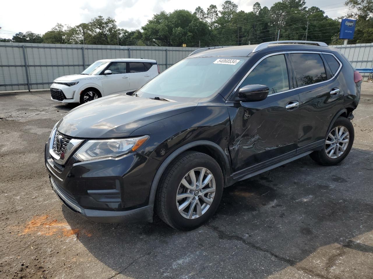 KNMAT2MT5JP578728 2018 NISSAN ROGUE - Image 1