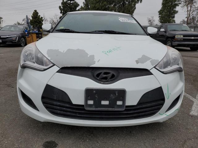  HYUNDAI VELOSTER 2016 Белый