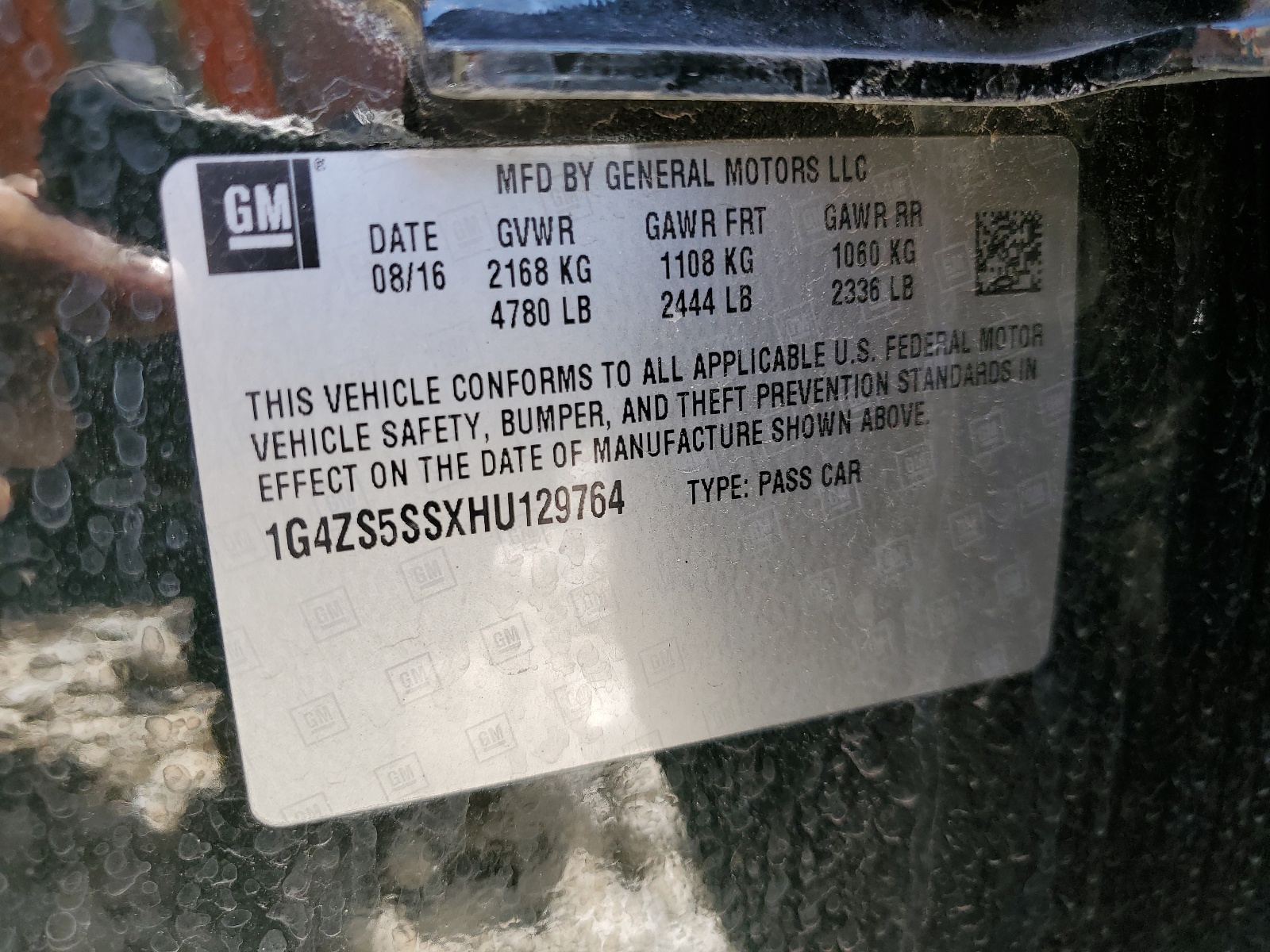 1G4ZS5SSXHU129764 2017 Buick Lacrosse Premium