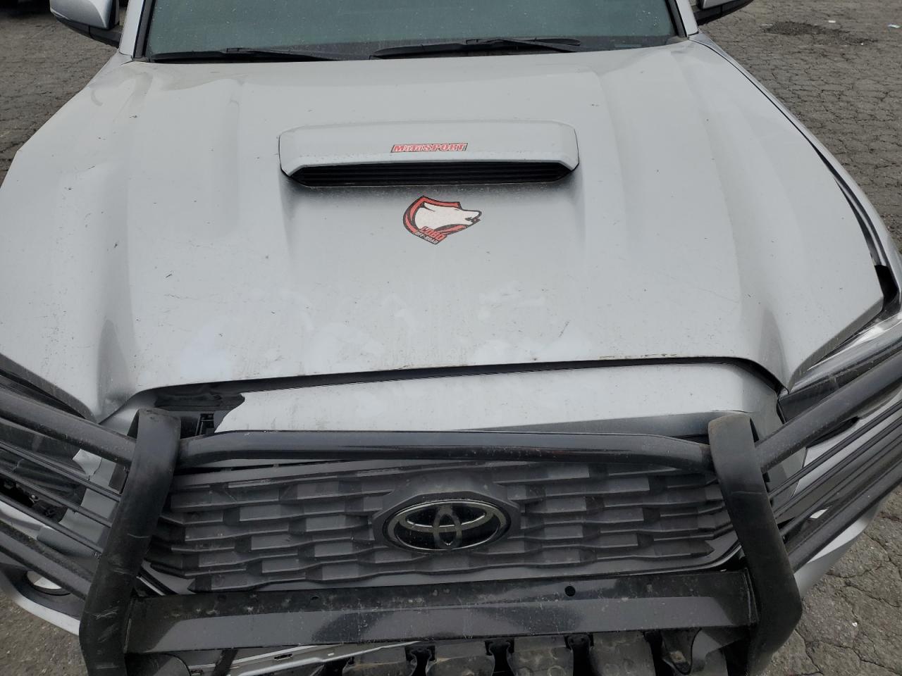 2022 Toyota Tacoma - Image 11