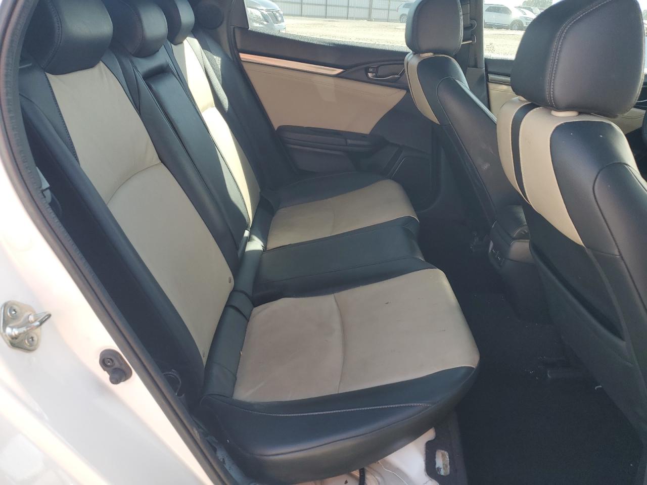 2018 Honda Civic Sport Touring VIN: SHHFK7H97JU408934 Lot: 64068134