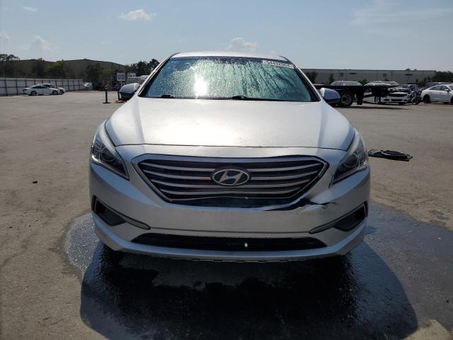  HYUNDAI SONATA 2016 Серебристый