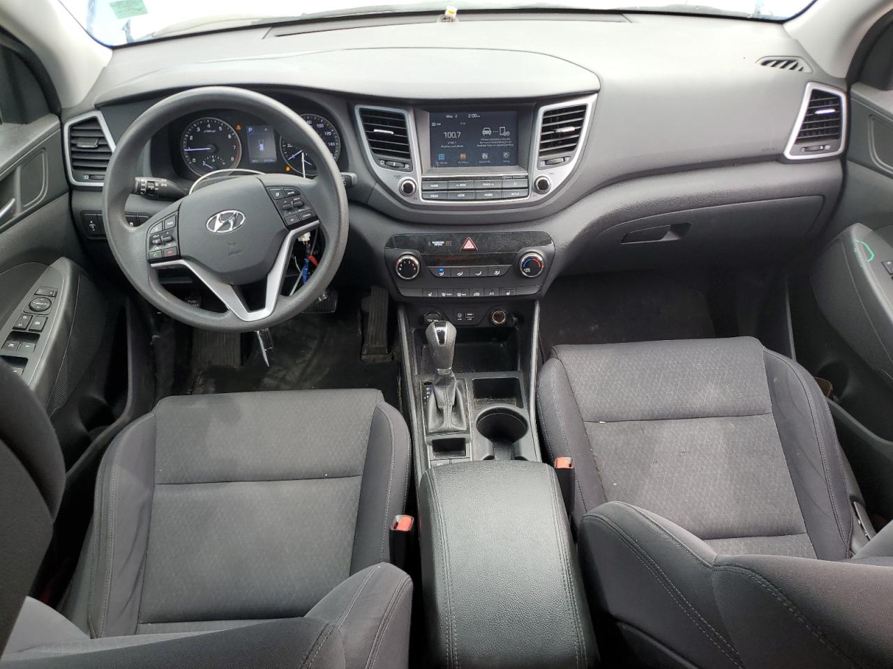 KM8J33A4XJU628300 2018 Hyundai Tucson Sel