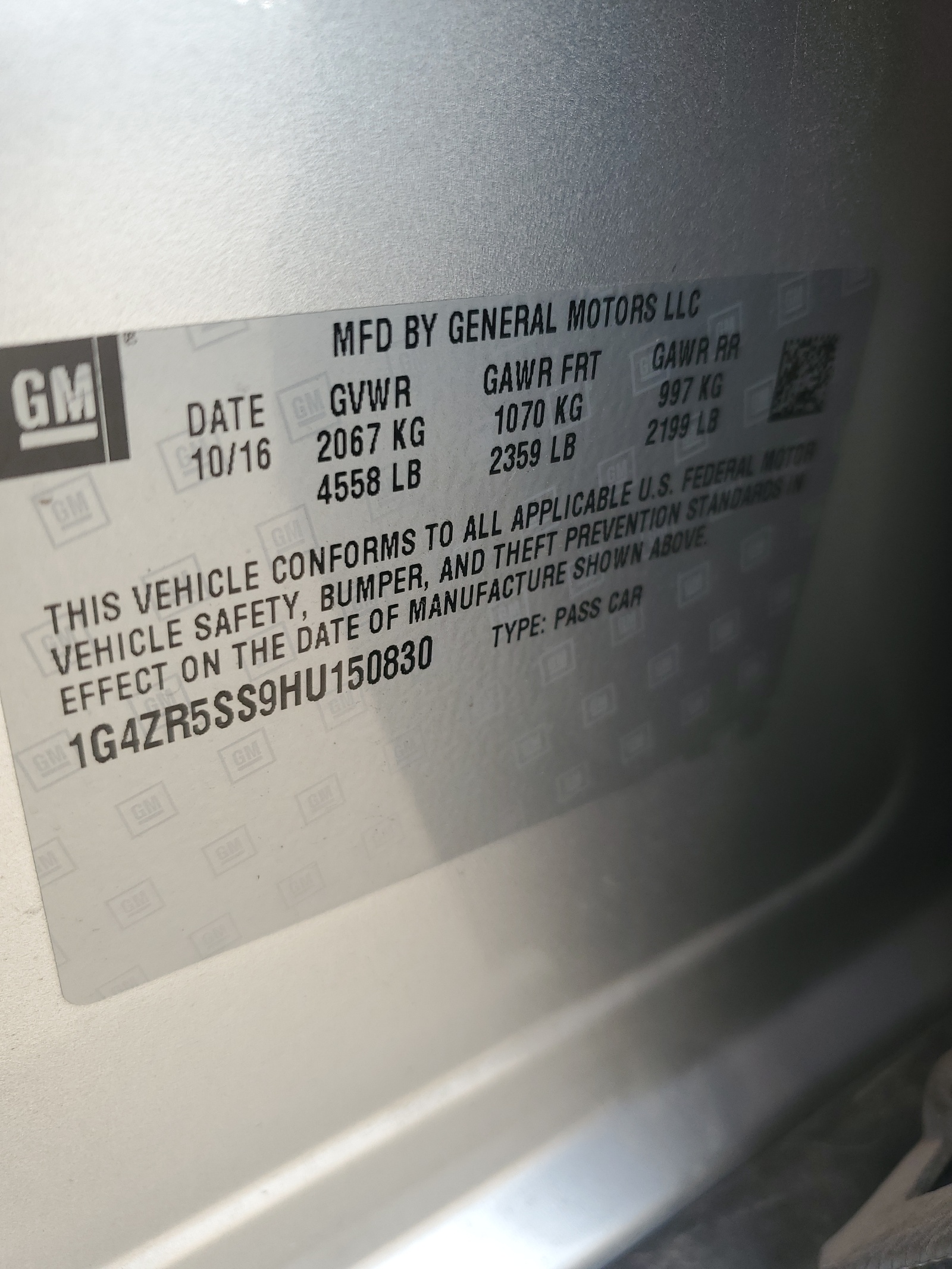 1G4ZR5SS9HU150830 2017 Buick Lacrosse Premium