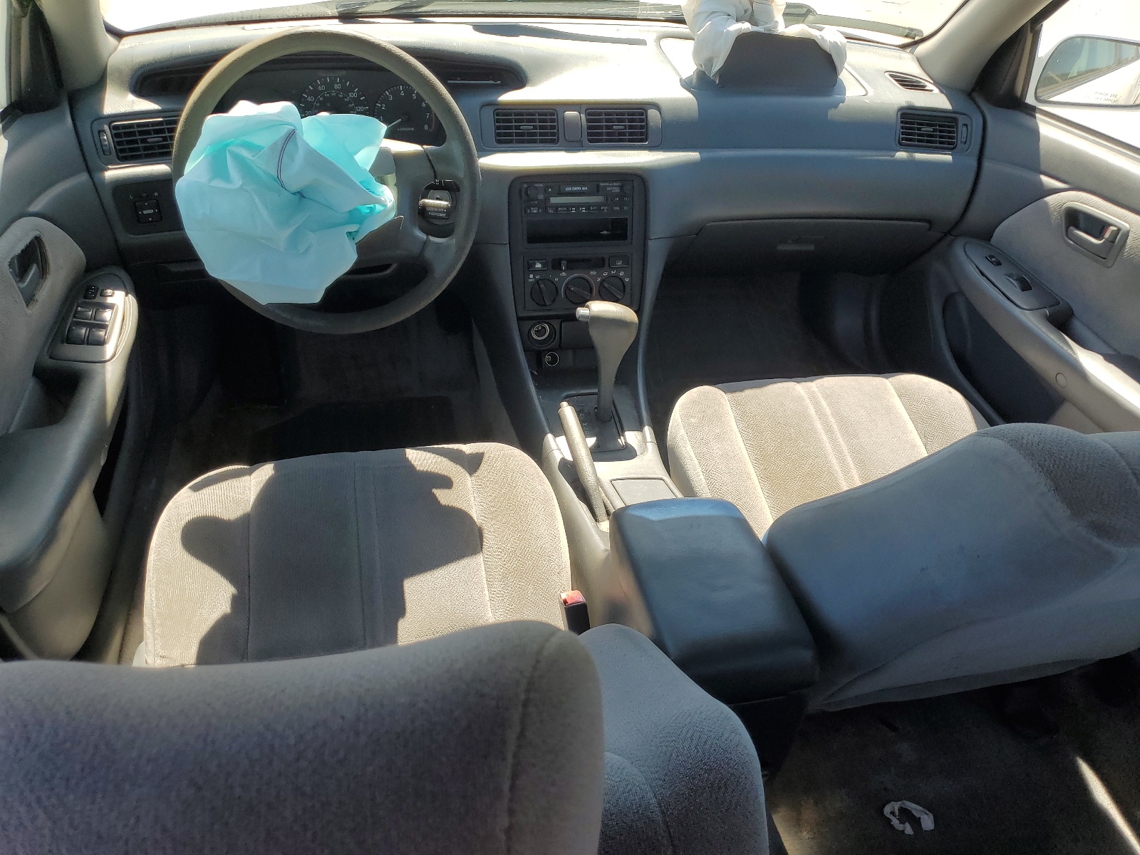 4T1BG22K3XU404861 1999 Toyota Camry Ce