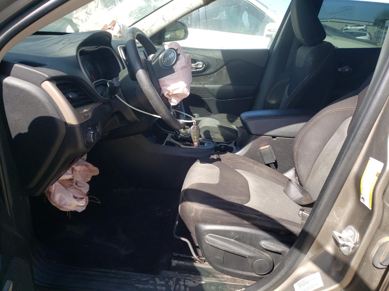 2017 Jeep Cherokee Sport VIN: 1C4PJLAB2HW560270 Lot: 56395324