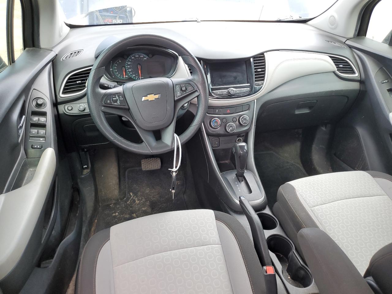 2021 Chevrolet Trax Ls VIN: KL7CJNSB2MB348847 Lot: 55366174