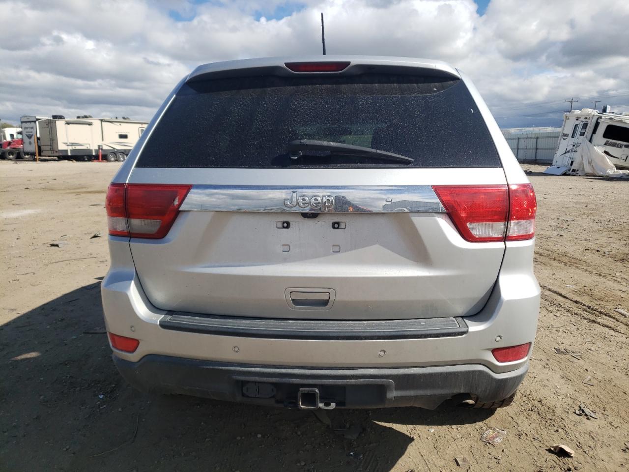 1C4RJFAG5DC635304 2013 Jeep Grand Cherokee Laredo