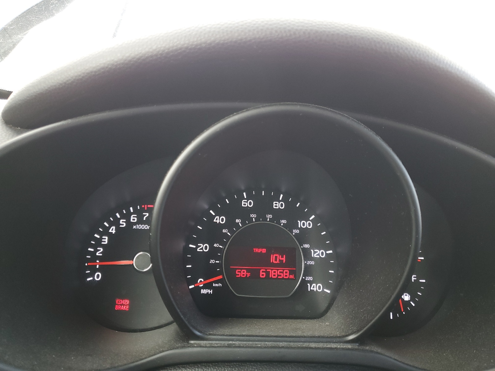 KNDJN2A21G7320639 2016 Kia Soul